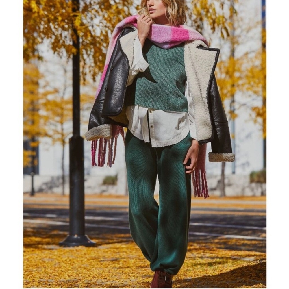 NWT! FREE PEOPLE Women’s MEDIUM Freya Sweater Set / Emerald Spell Combo CP25 - Picture 2 of 16